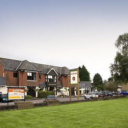 Premier Inn Epsom South Kültér fotó